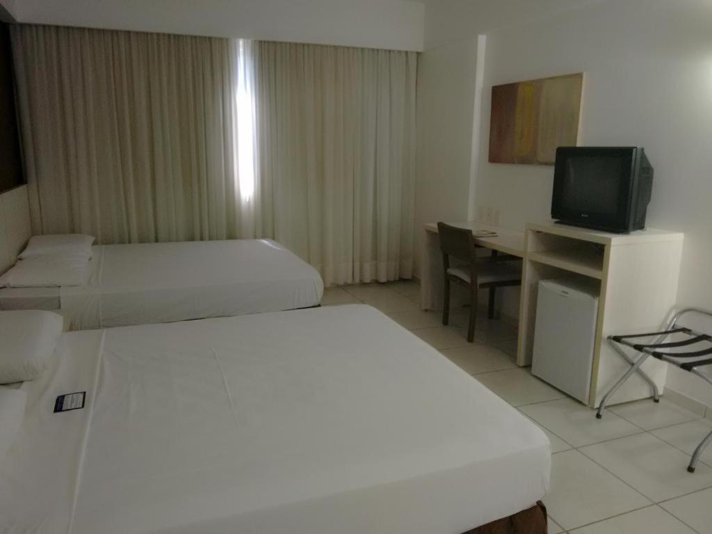Le Jardin Hotel Com Promocao Em Outros Parques Caldas Novas Exterior photo